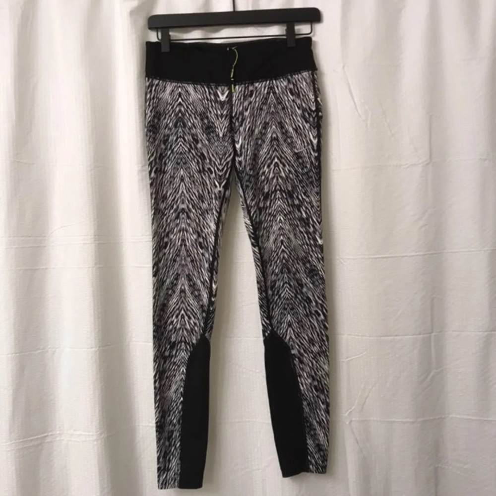 Nike leggings Small